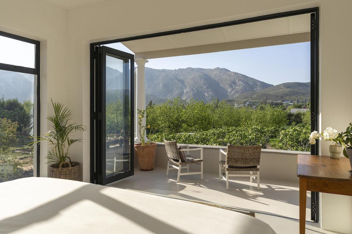 Magnifik Montagu Villa Exterior photo