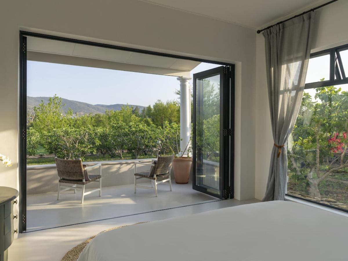 Magnifik Montagu Villa Room photo